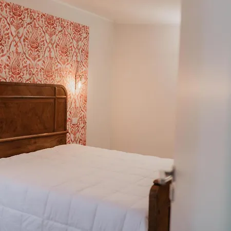 Dimora Centrale House Of Charme Bed & Breakfast